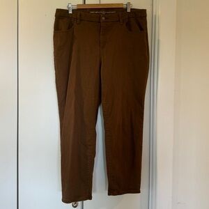 Chico’s Size 16 Perfect Stretch Girlfriend Slim Leg Ankle Jeans in Light Brown